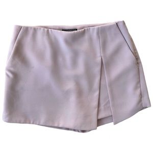 Express Women's Pink Built in shorts. Skirted overlay Sz 4